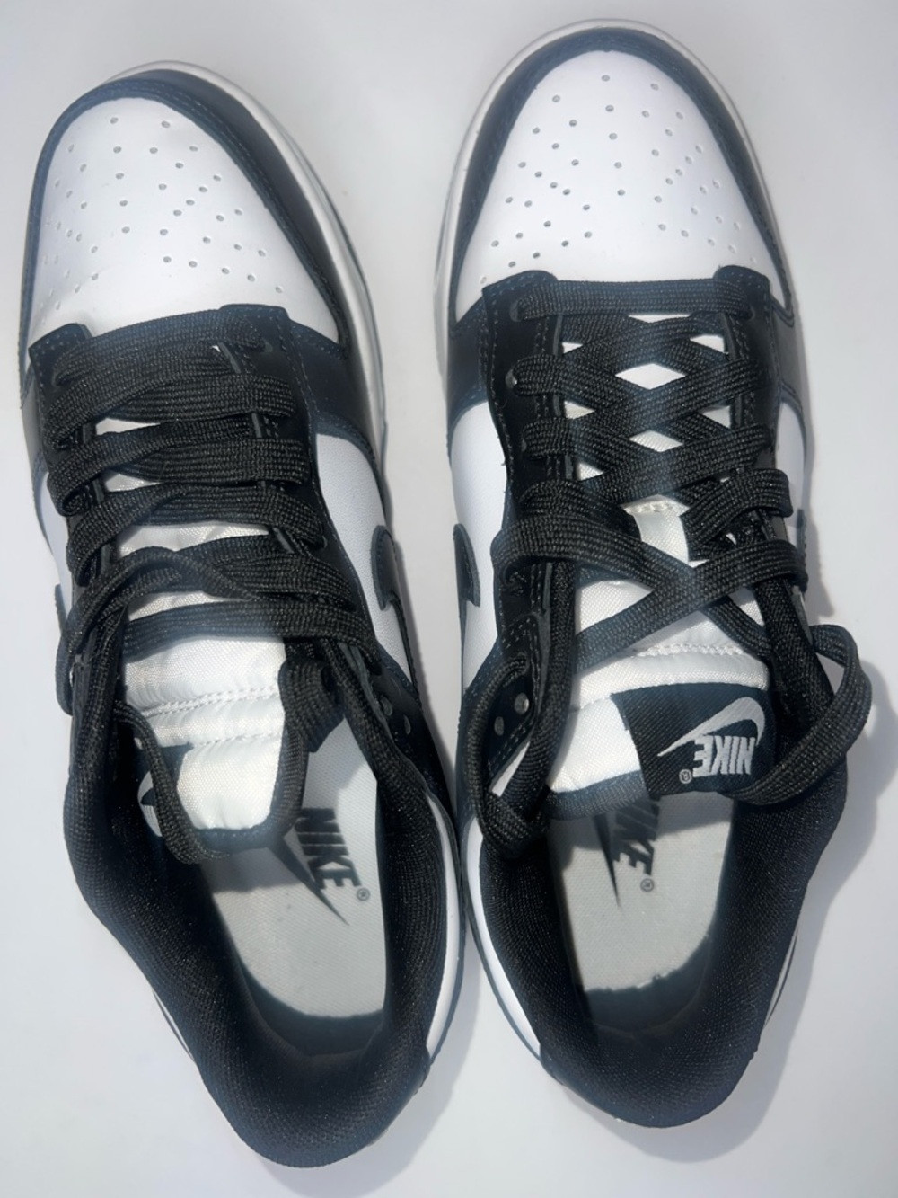Men's Nike Dunk Low Pandas Sneakers size 6 - Picture 4 of 9